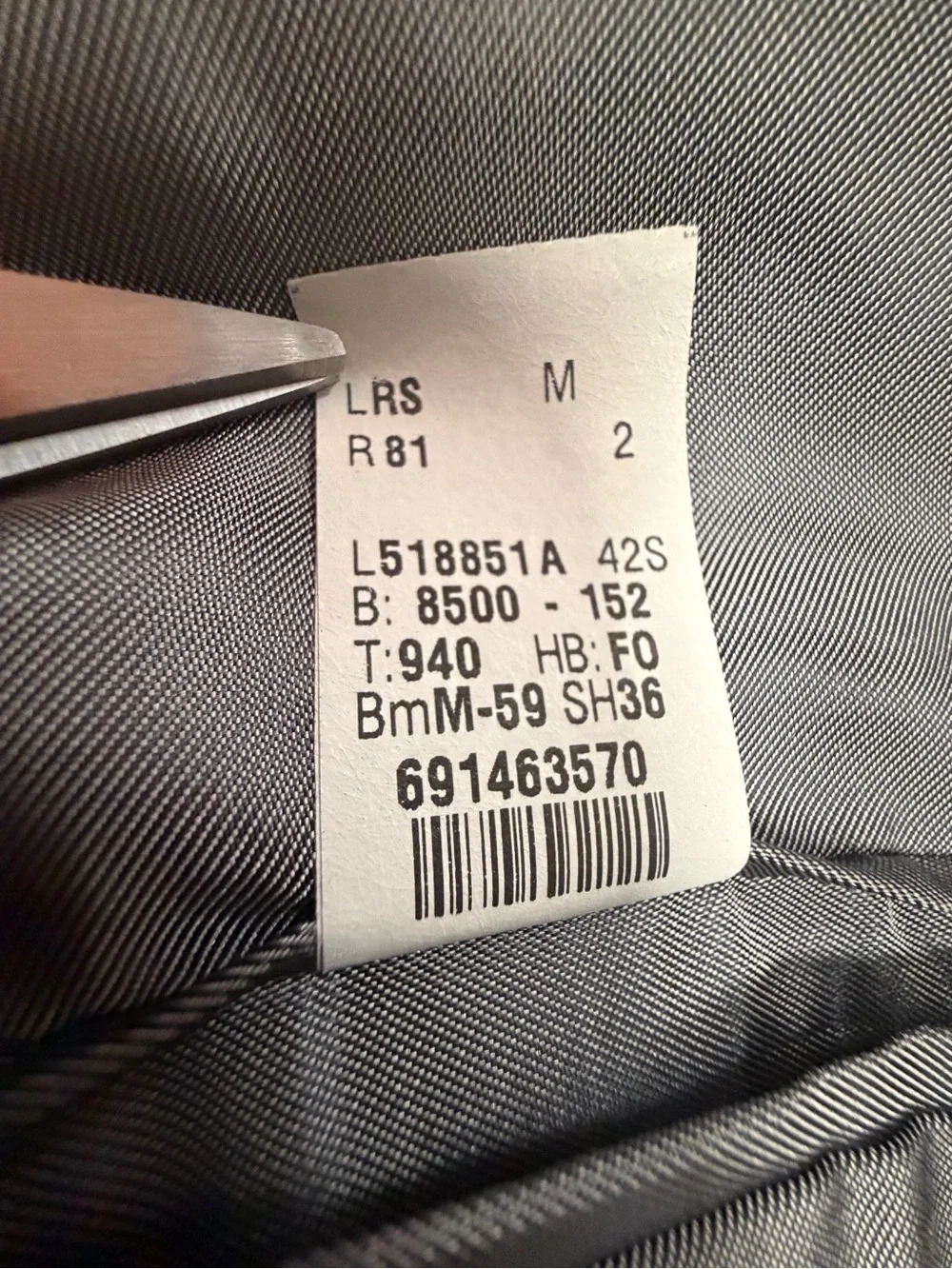 CALVIN KLEIN 42S 100% Wool Pinstripe 2-Piece Suit Made in Canada Macy’s